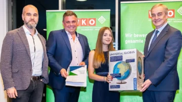 WKNÖ-Pressefoto Diplomfeier-Lehrling Copyright foto-kraus.at