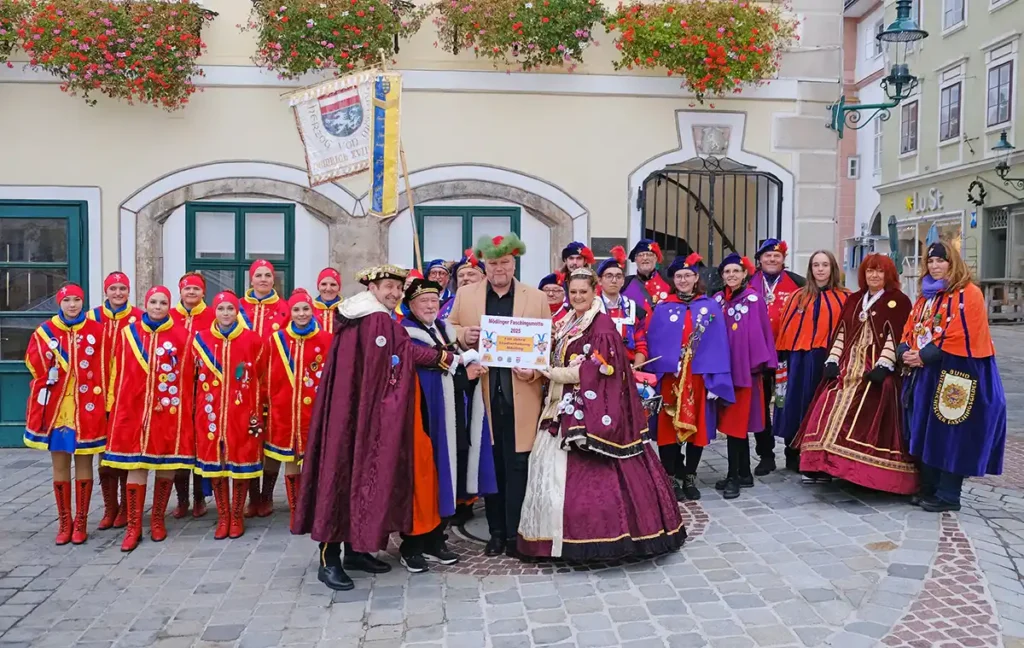 Mödlinger Fasching 2025 Mömö Narrenwecken