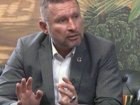 Nette Leit und Edelsteine: Händler Schröck im Talk – Teil 2