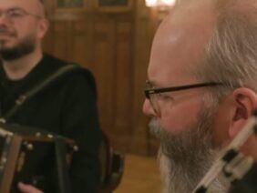 Das Wienerlied schlechthin: Die 16er Buam im Nette Leit Talk